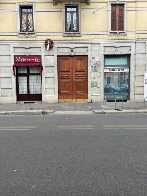 Umbria 60 Apartment ミラノ エクステリア 写真