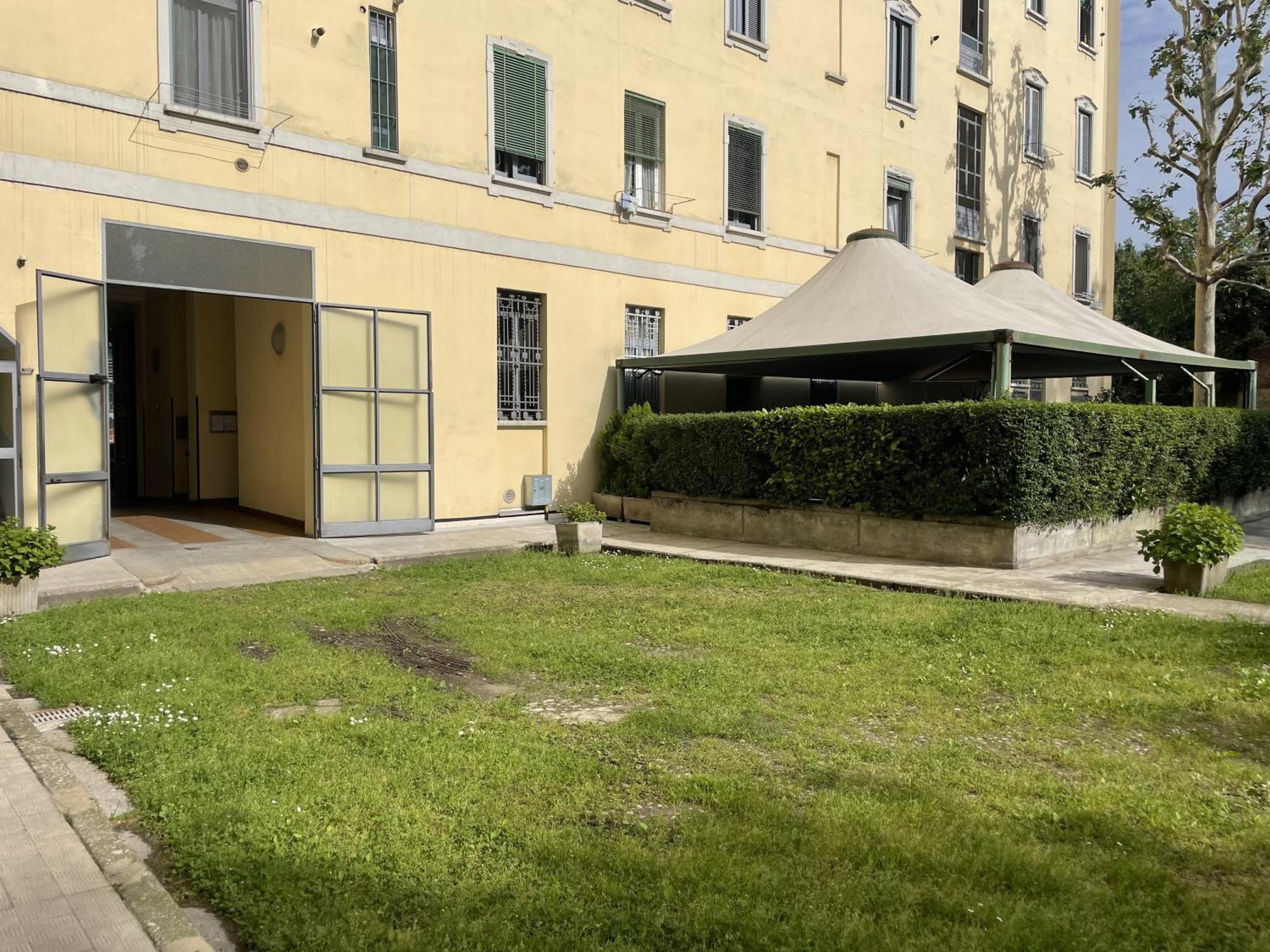 Umbria 60 Apartment ミラノ エクステリア 写真